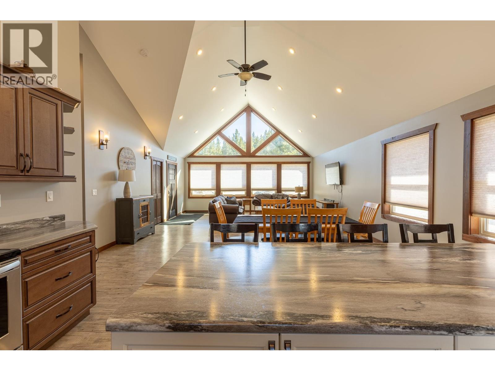 1250 FOWLER PLACE - 7