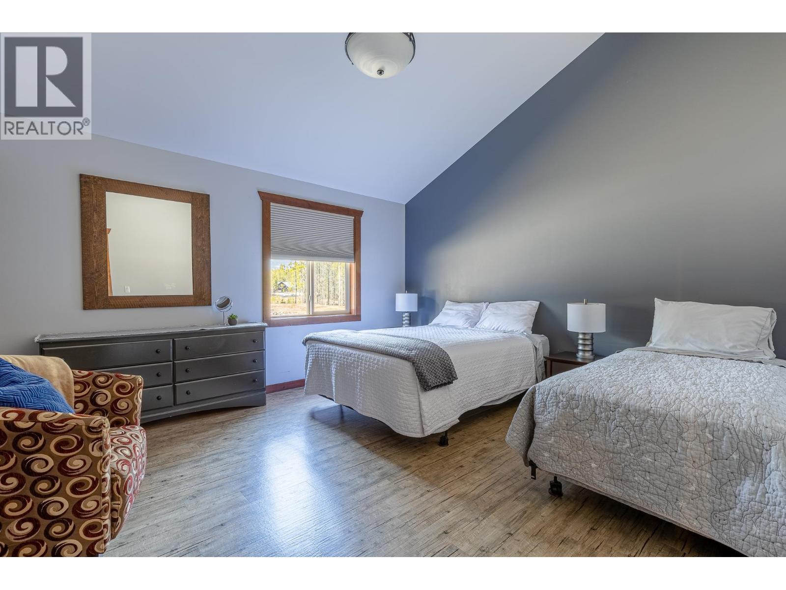 1250 FOWLER PLACE - 11