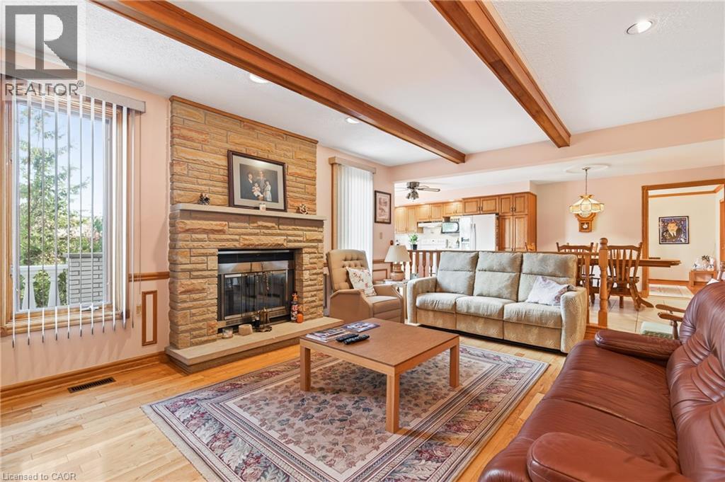 79 MAPLE DRIVE - 11