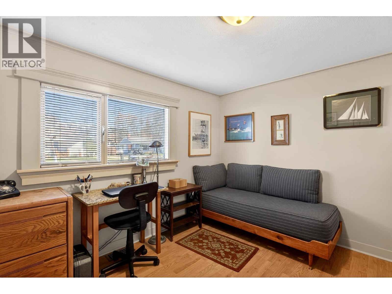  797 Dehart Avenue, Kelowna