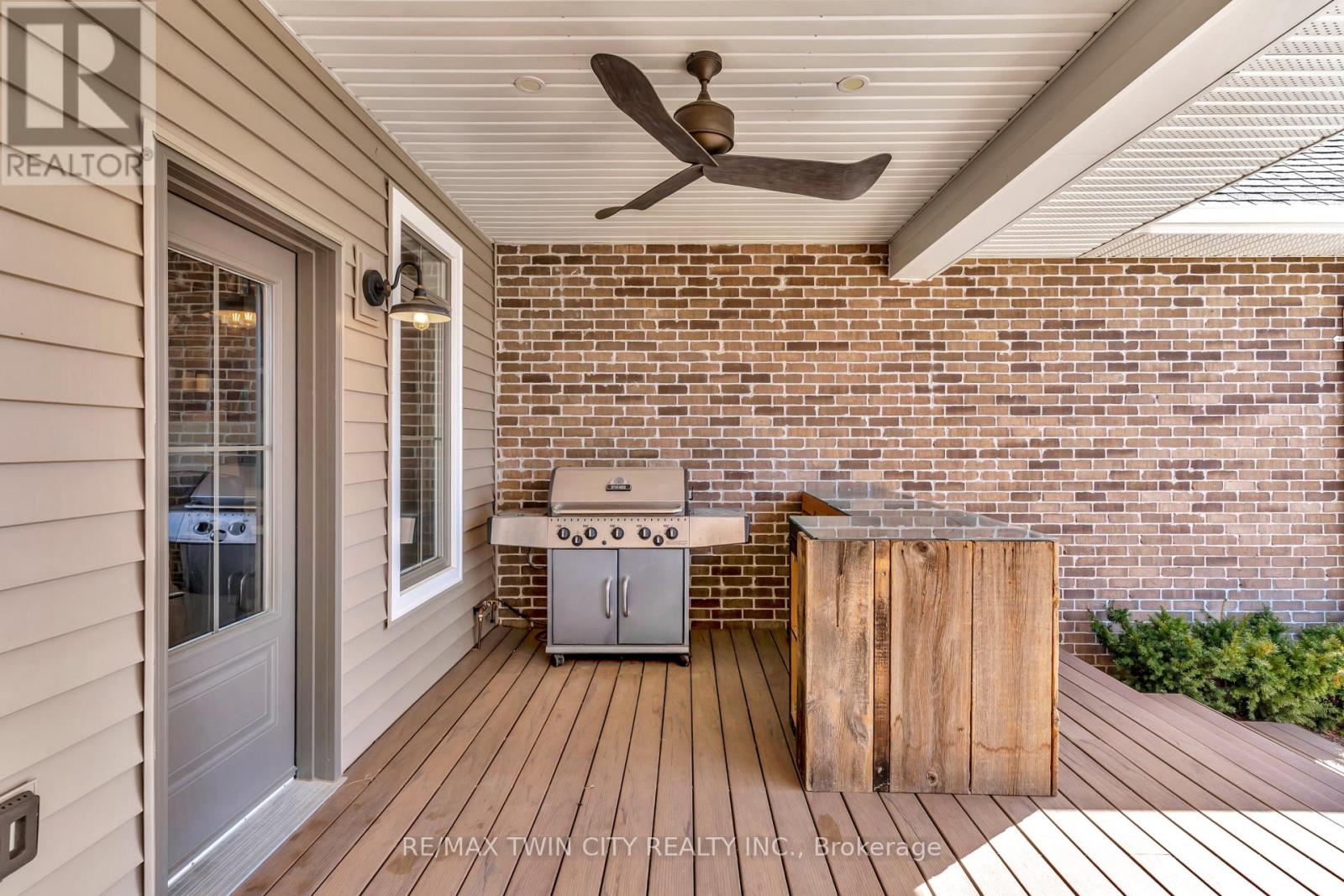 42 PARSONAGE ROAD - 32