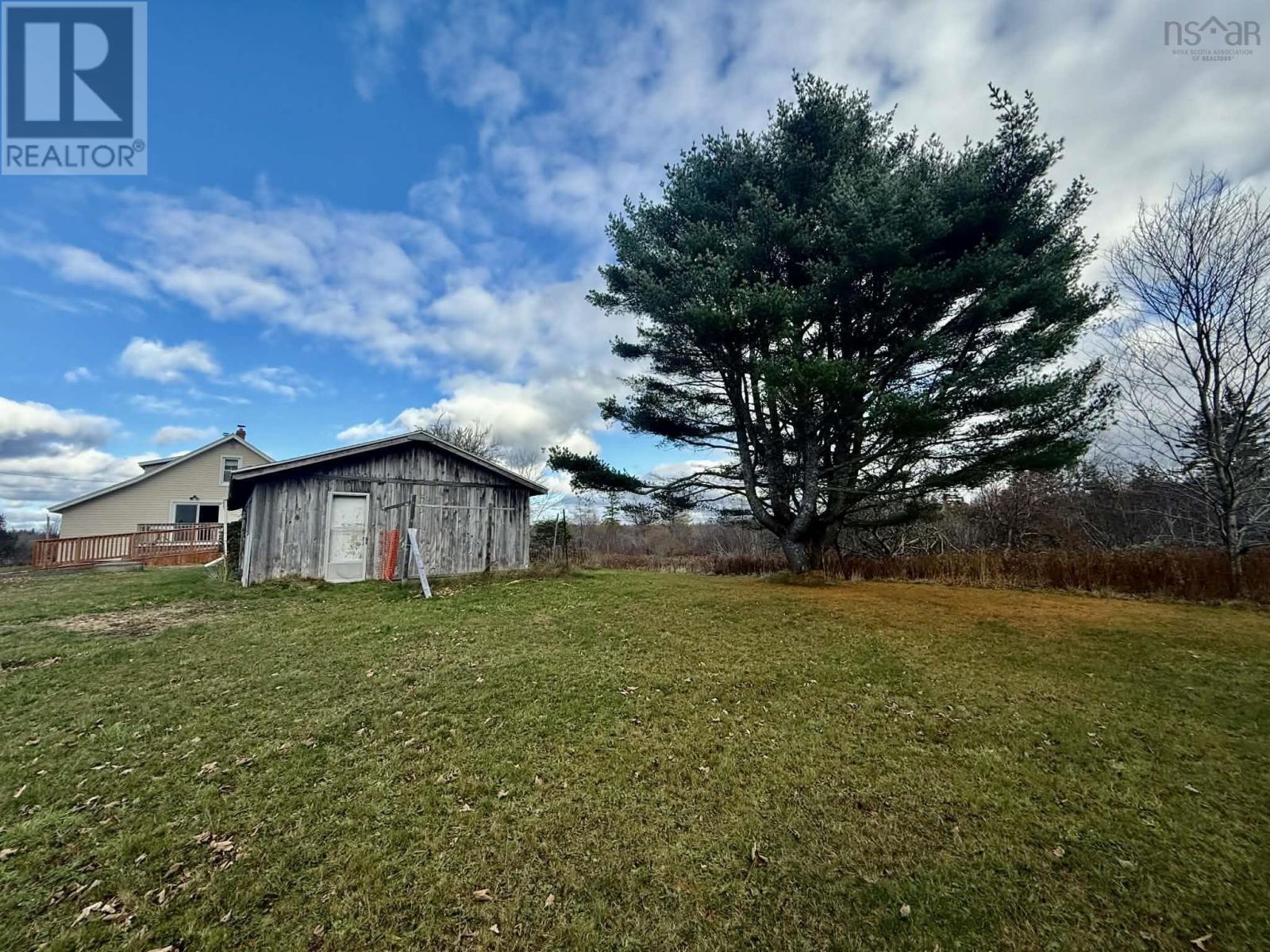 Property 20 of 26 of 934 Brazil Lake Road