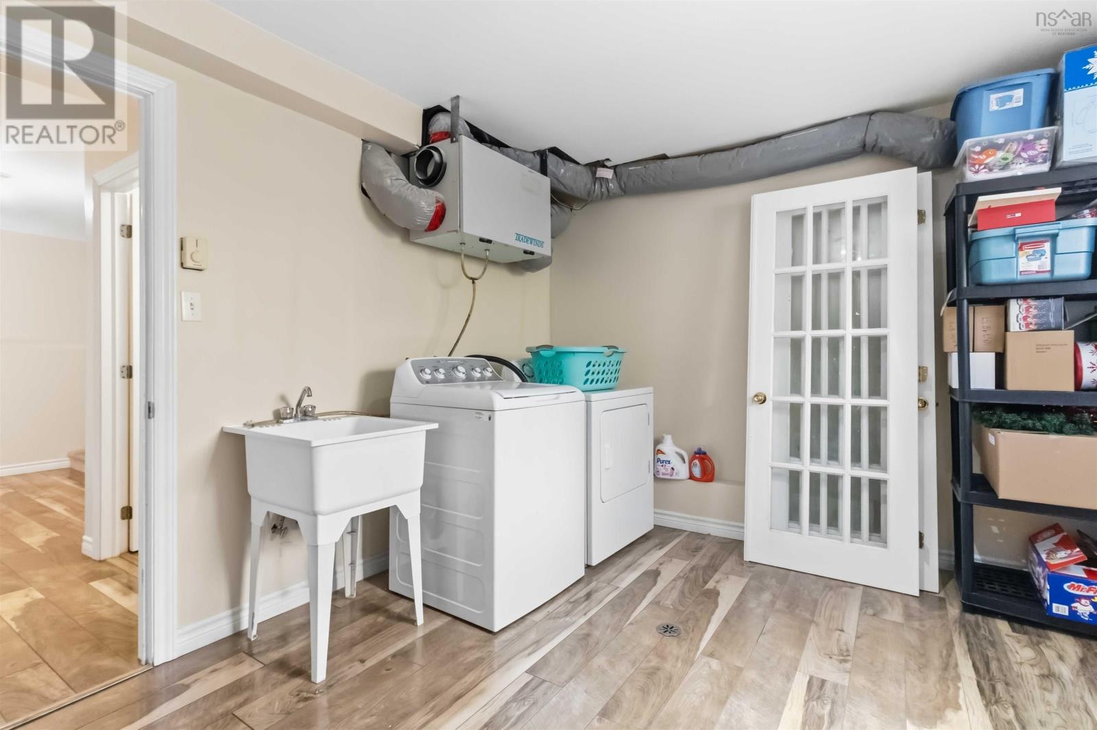 Property 28 of 34 of 185 Avenue Du Portage