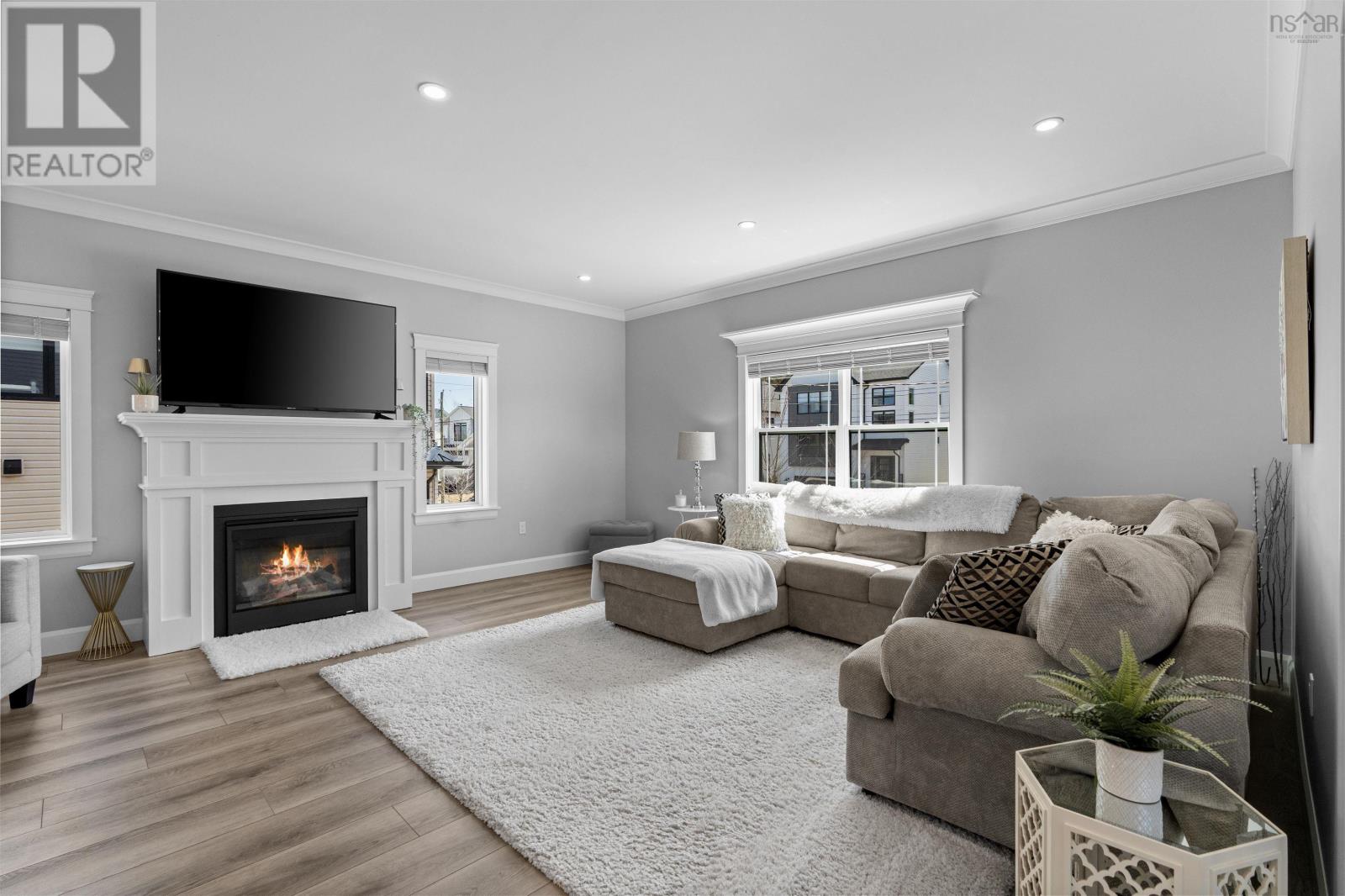 Property 19 of 50 of 35 Angel Court