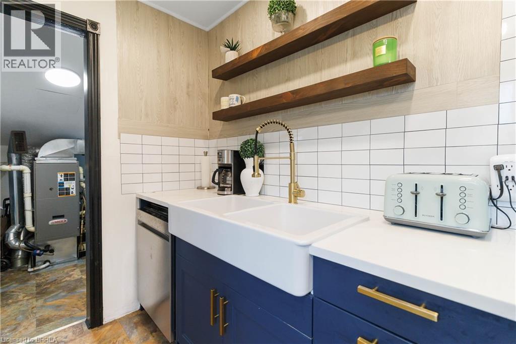 213 ELGIN Street - 22
