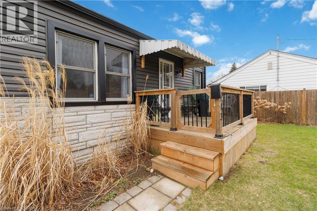 213 ELGIN Street - 5