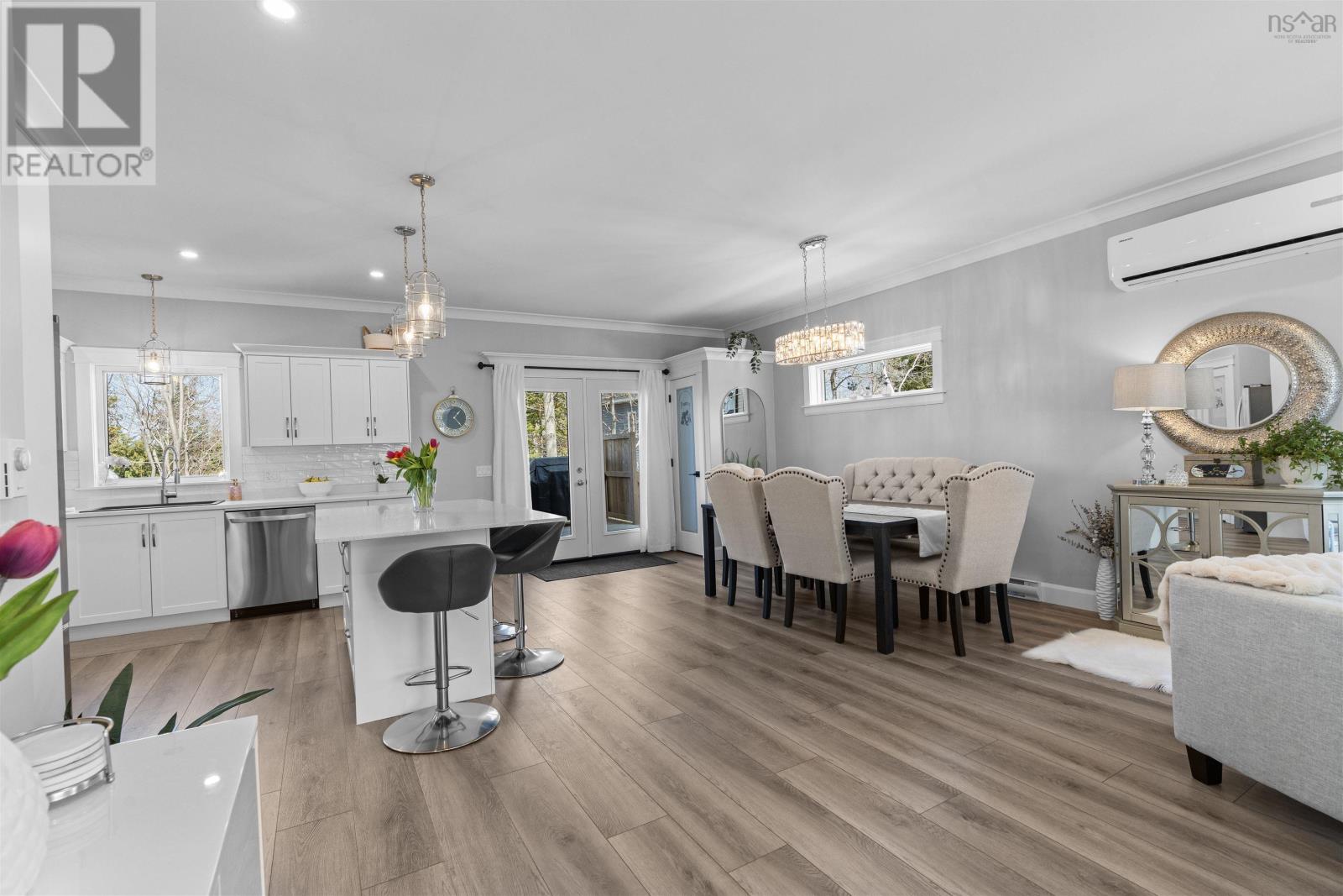 Property 32 of 50 of 35 Angel Court