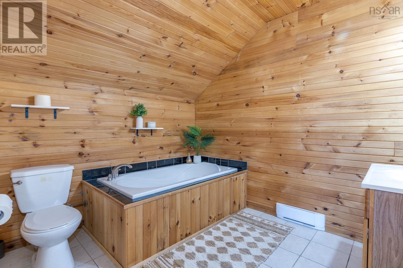 Property 23 of 42 of 2741 Ostrea Lake Road