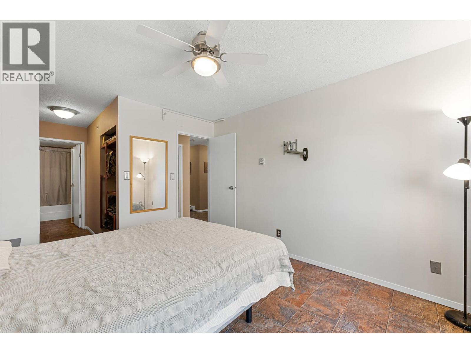 #205 284 YORTKON AVENUE - 14