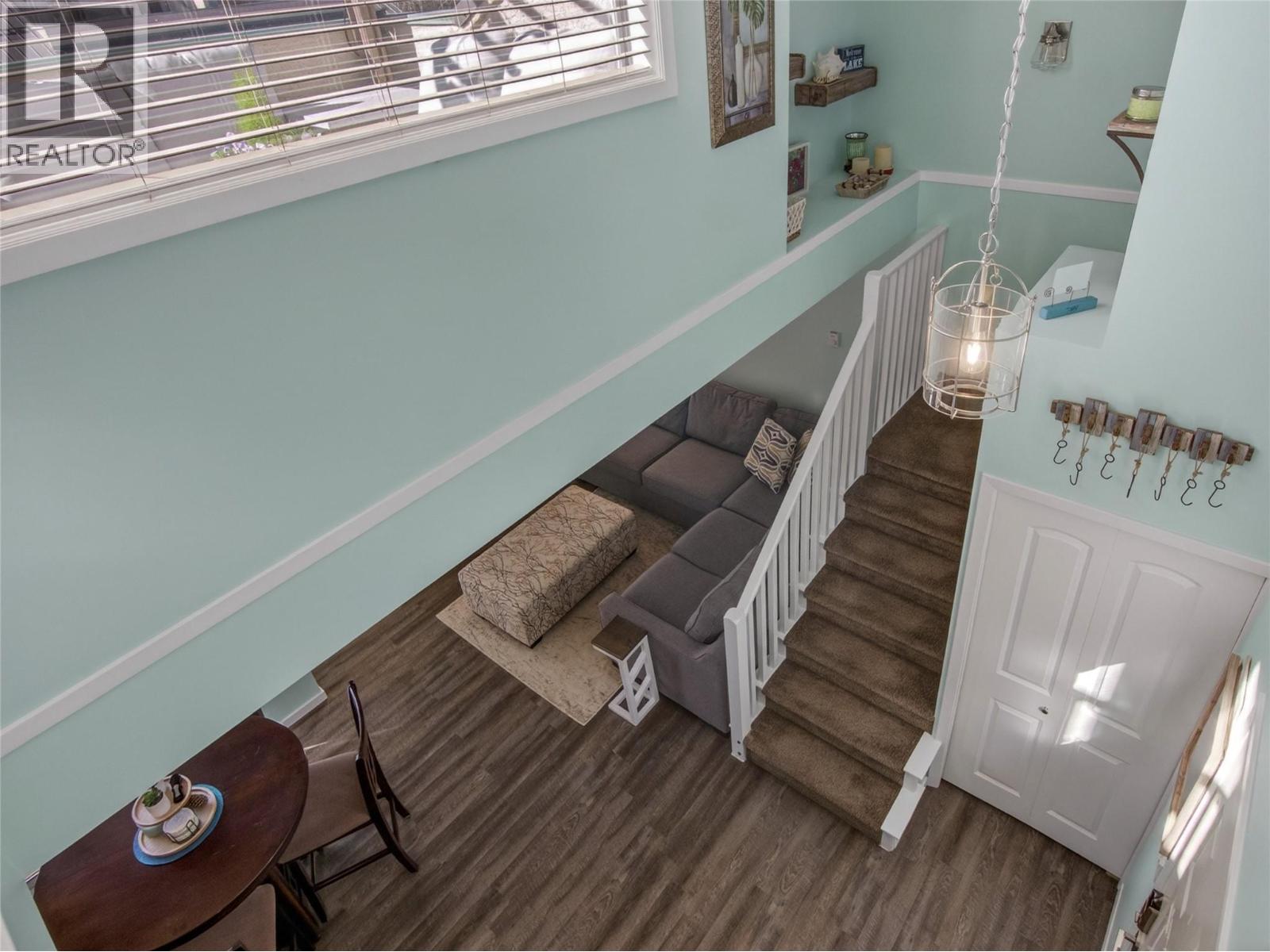 #17 1133 MAIN STREET - 20