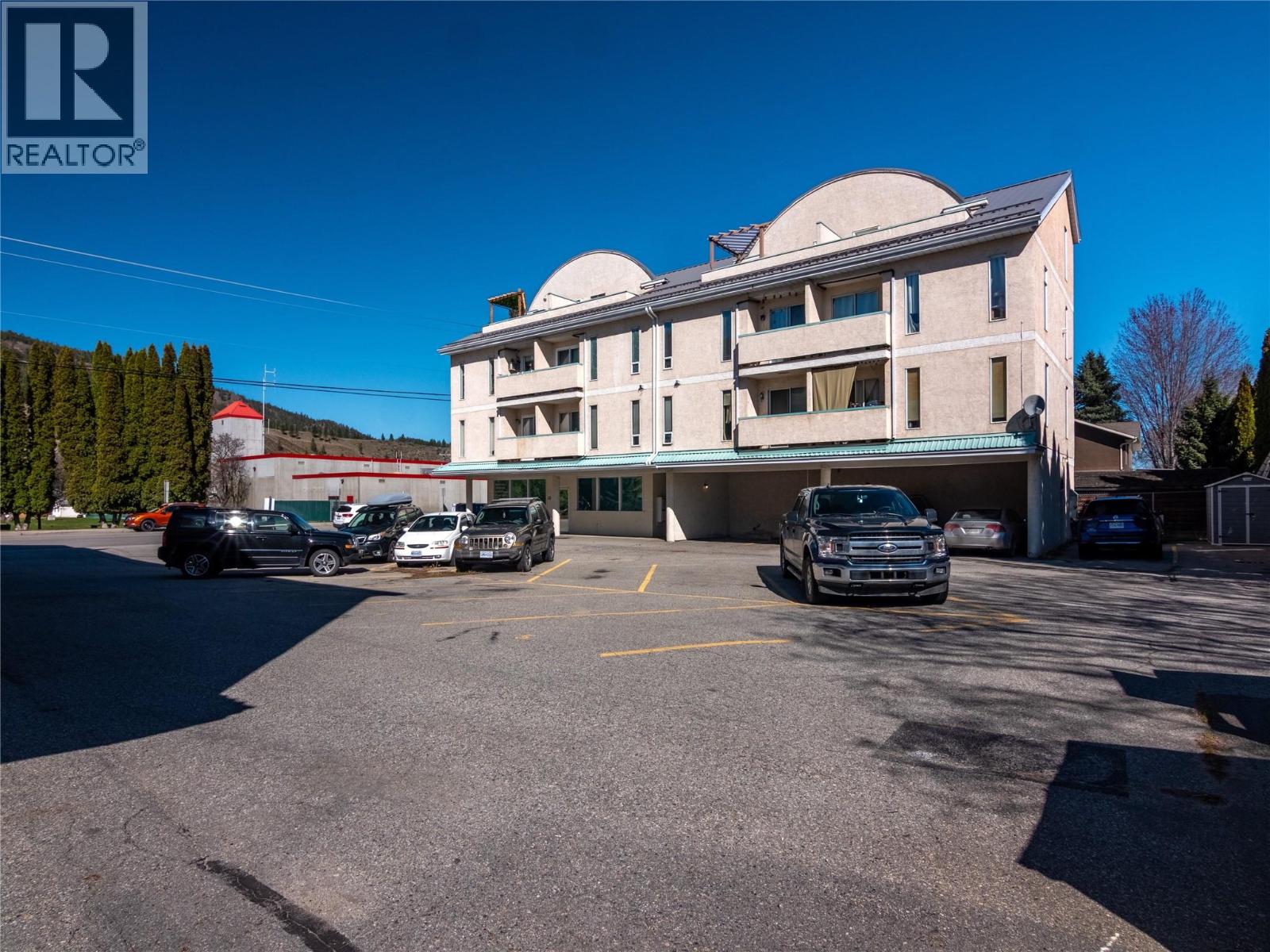 #17 1133 MAIN STREET - 30