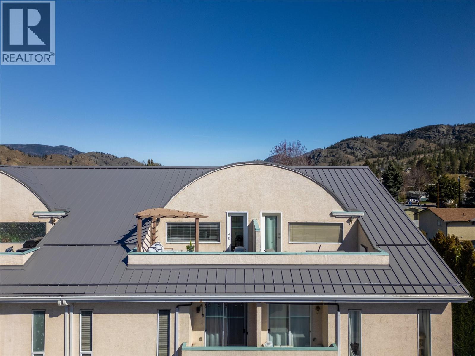 #17 1133 MAIN STREET - 31