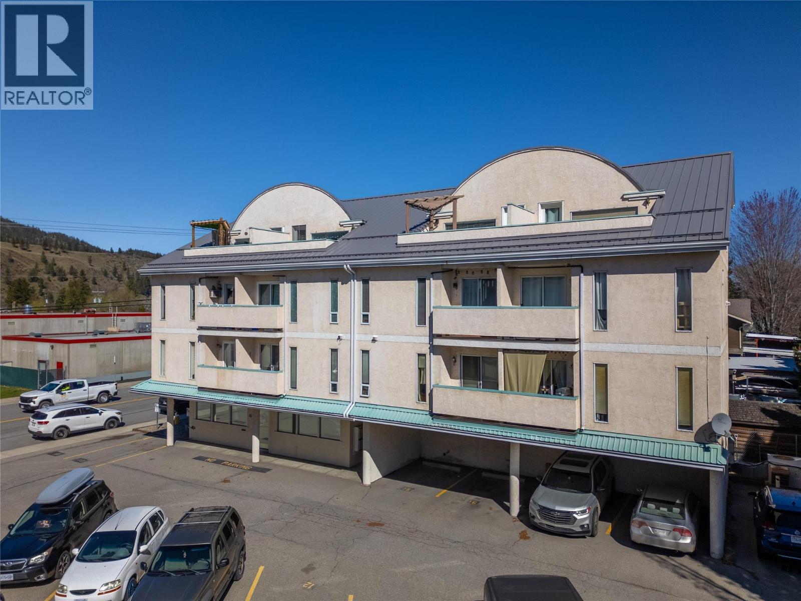 #17 1133 MAIN STREET - 39