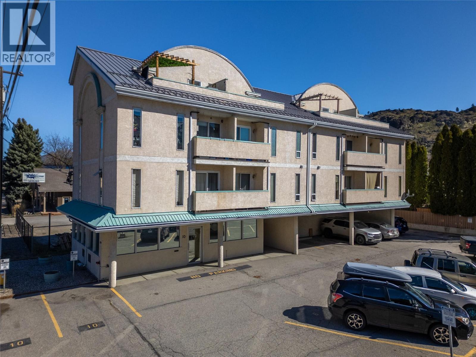 #17 1133 MAIN STREET - 40