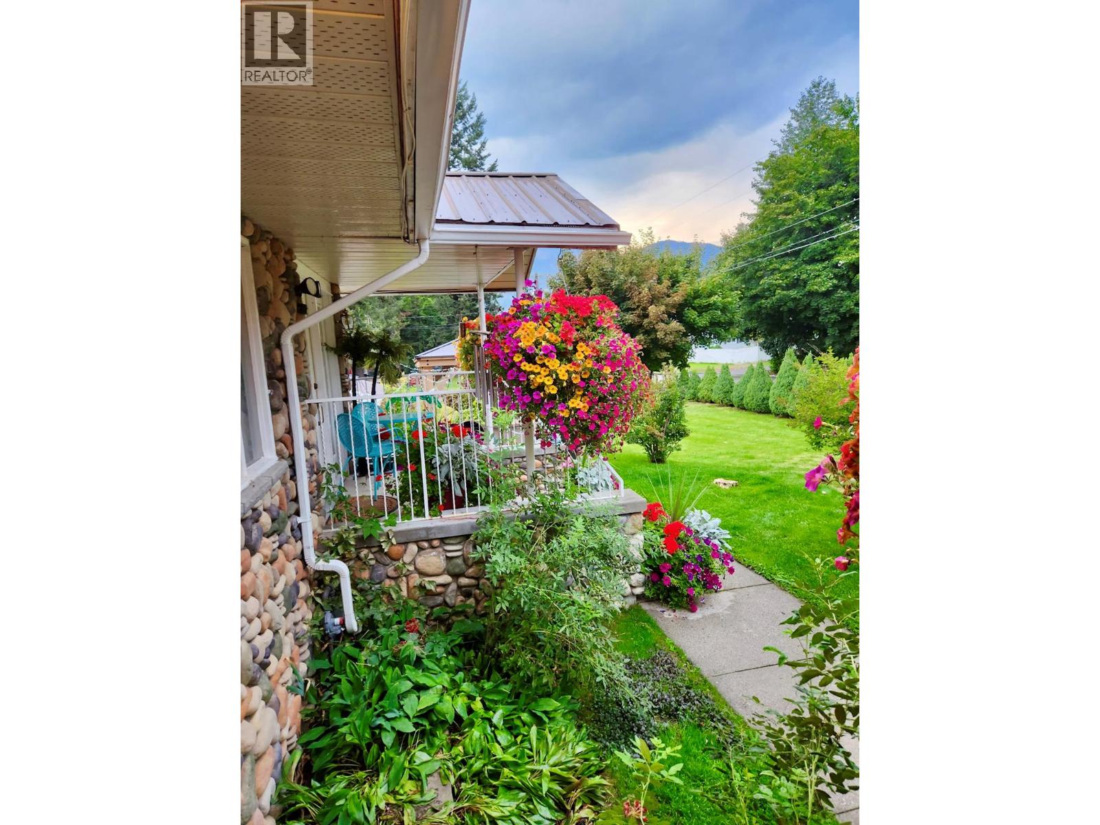 Owners private yard