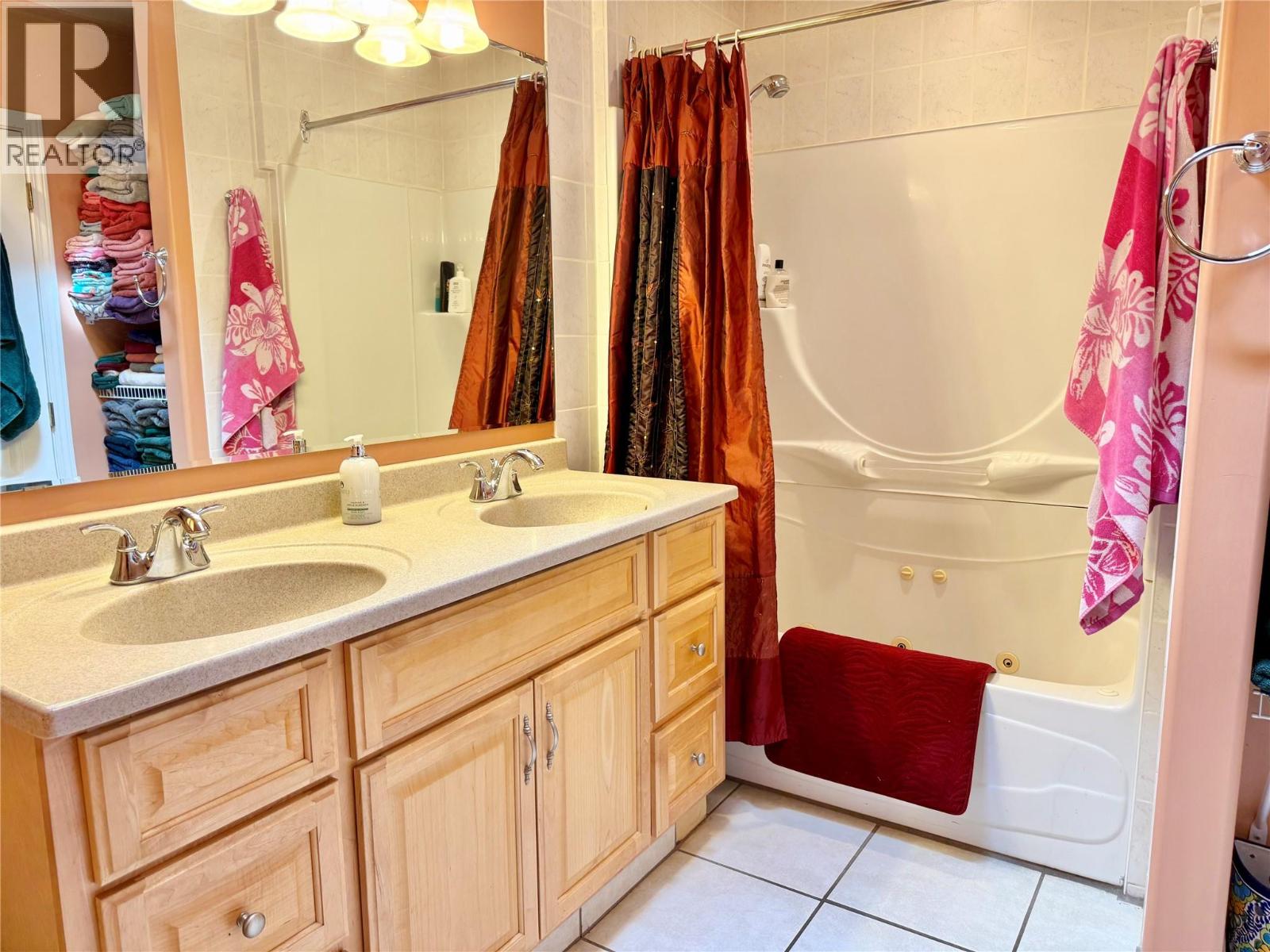 Owners suite main bathroom