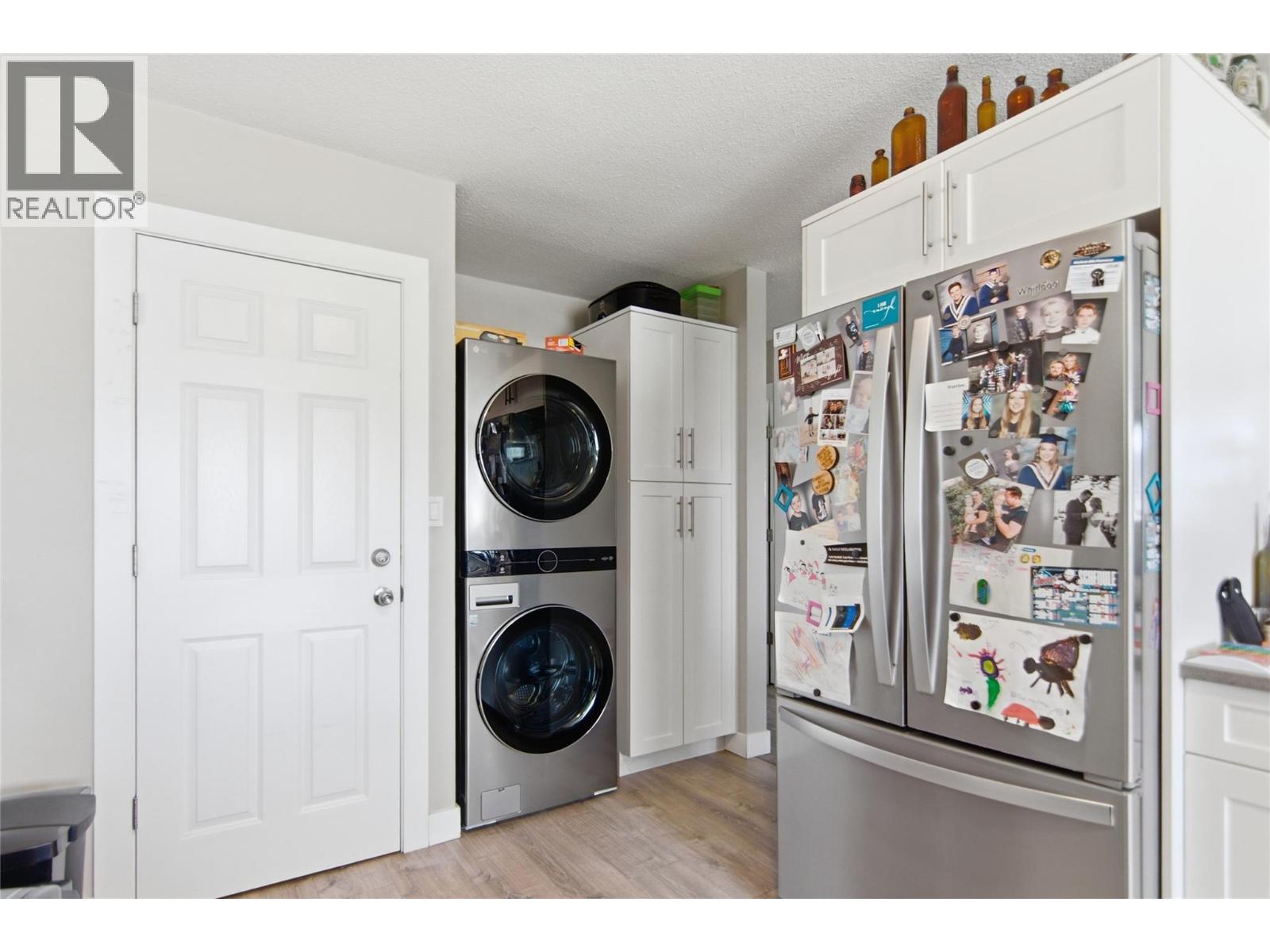 3014 HARWOOD ROAD - 8