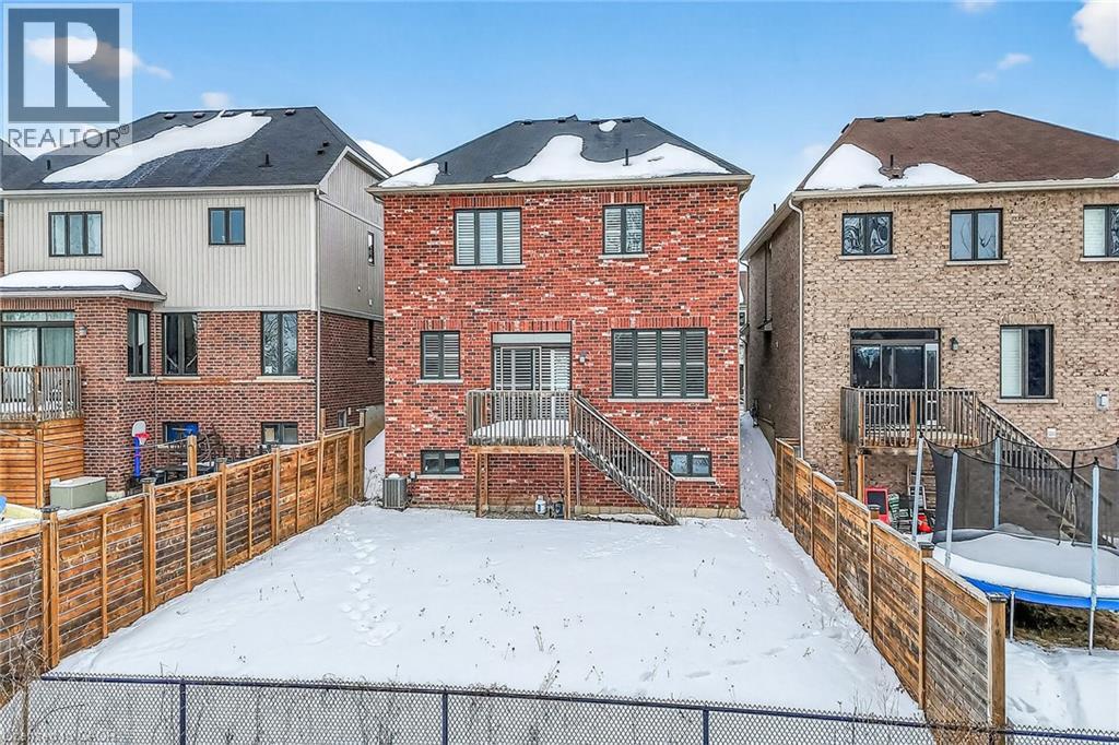 17 LARRY CRESCENT - 47