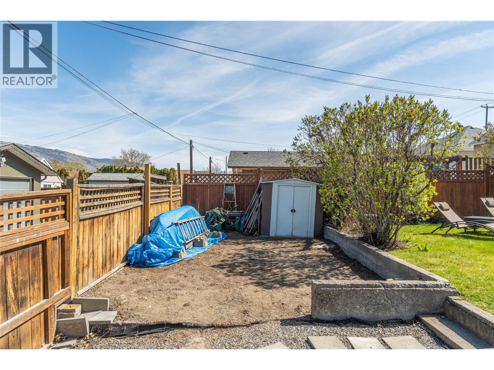 1054 DOMINION STREET - 26