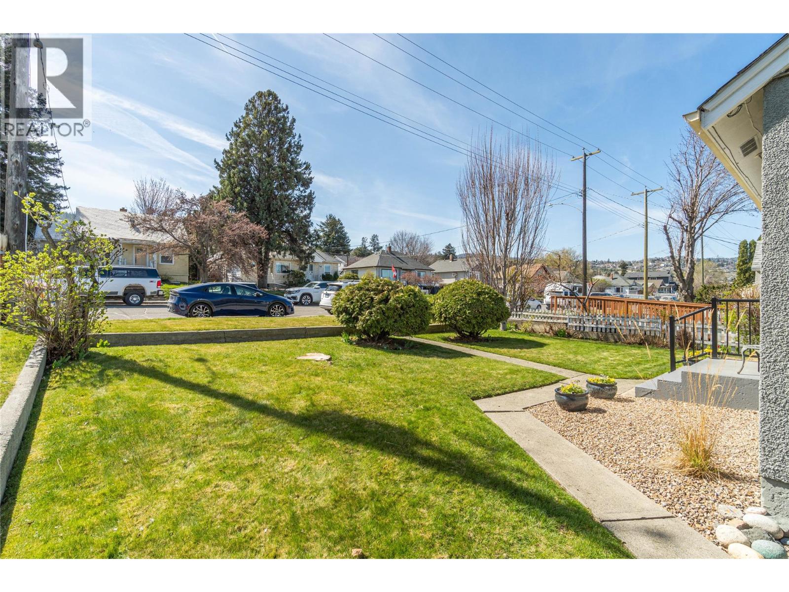 1054 DOMINION STREET - 36