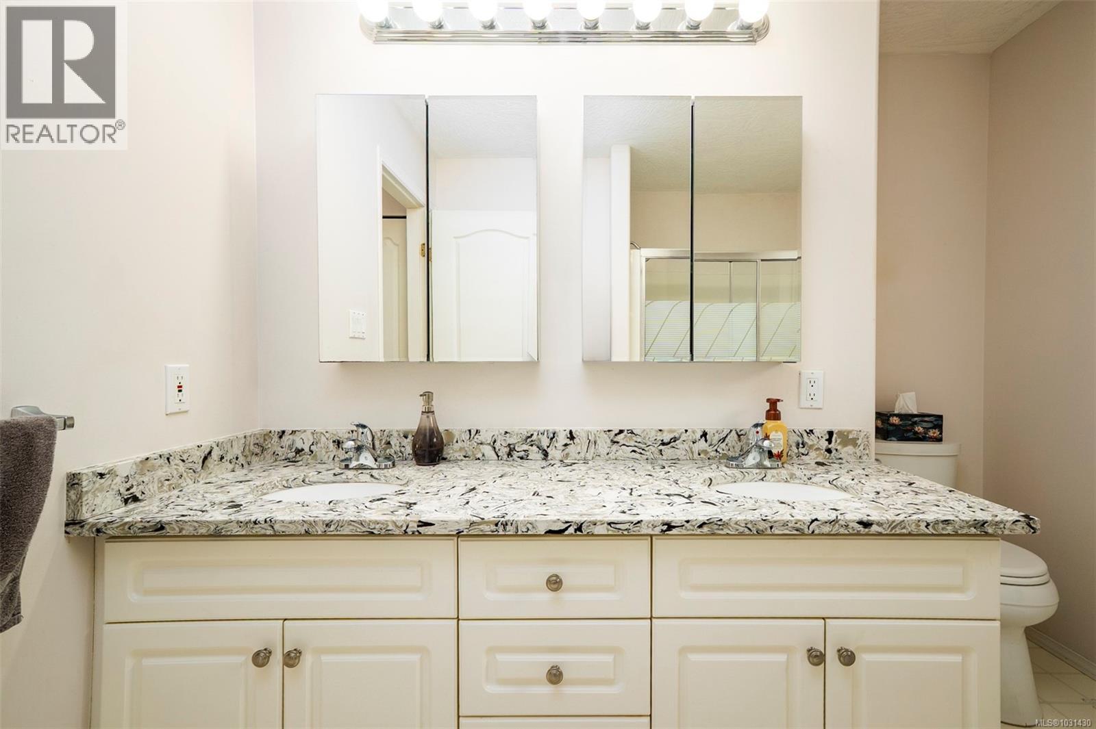 4749 HAMMOND BAY RD - 35