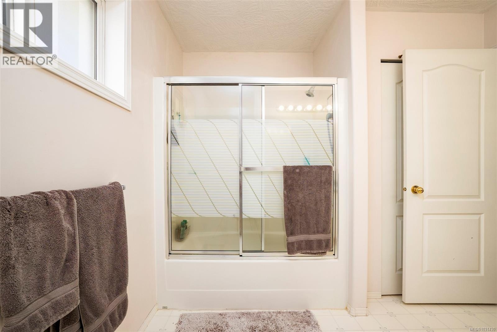 4749 HAMMOND BAY RD - 36