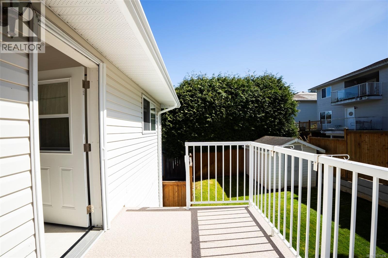 4749 HAMMOND BAY RD - 40