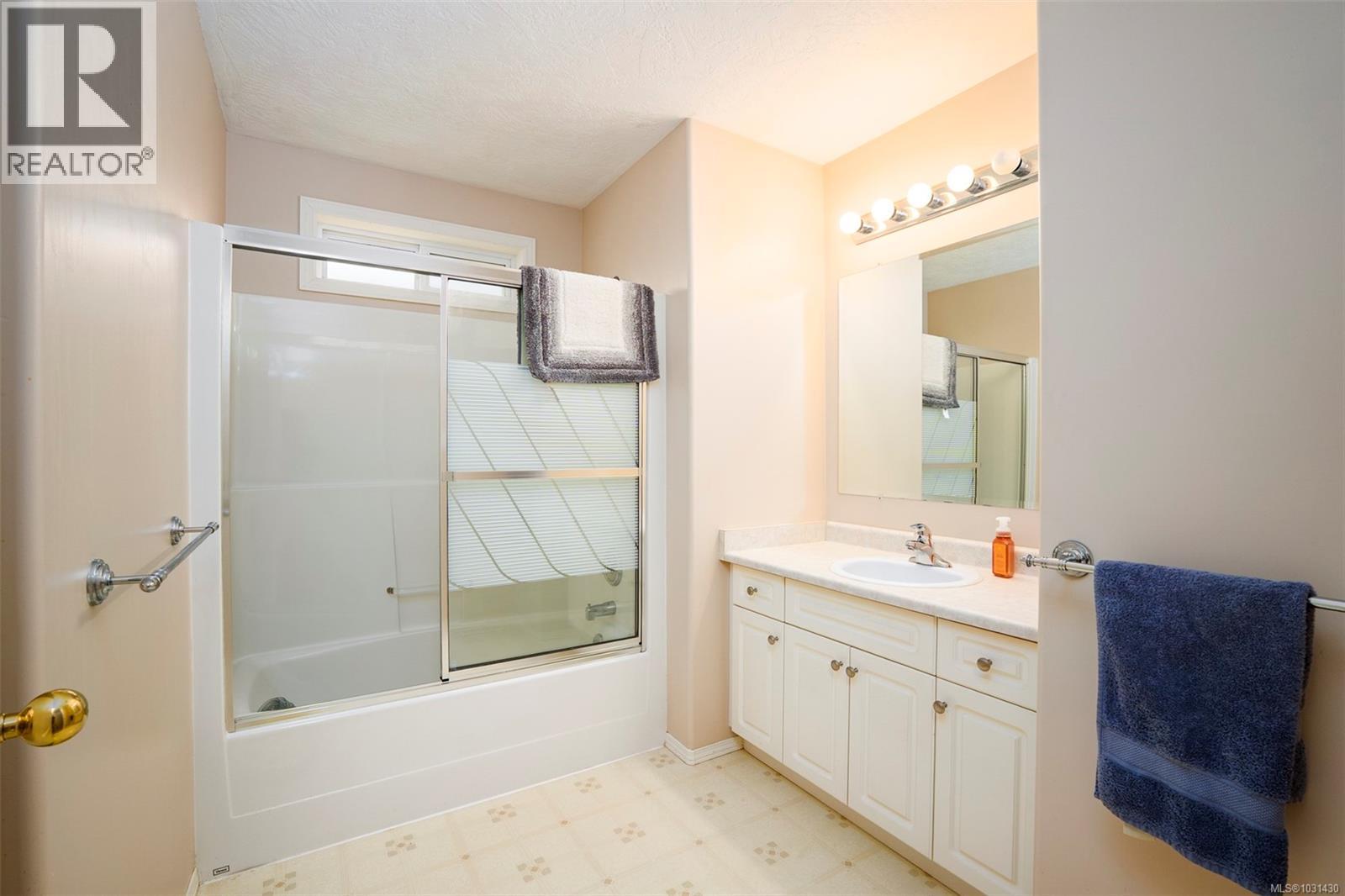 4749 HAMMOND BAY RD - 6