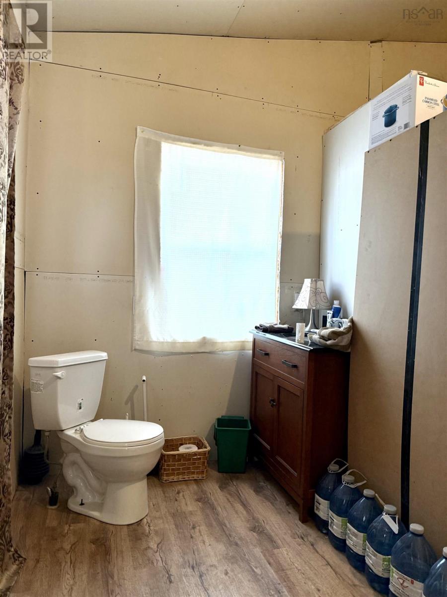 Property 28 of 50 of 3080 Highway 302