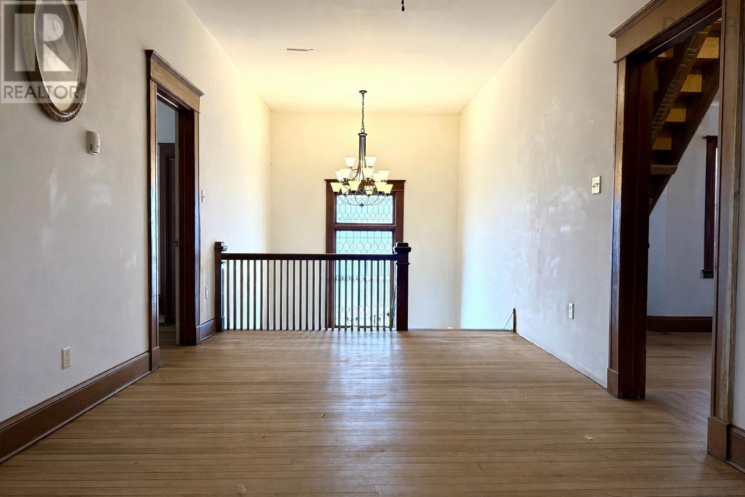 Property 14 of 50 of 3080 Highway 302