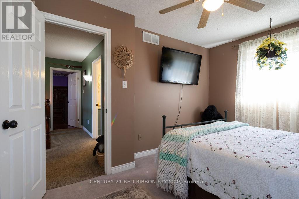 232 THORNE DRIVE Property Photo