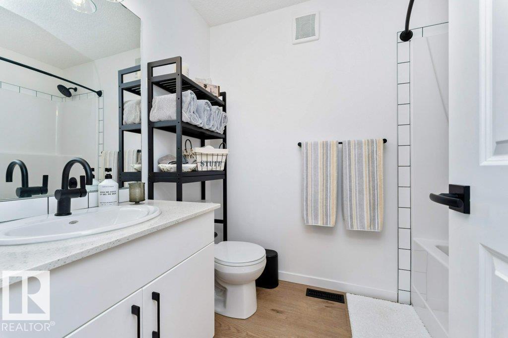 1269 MCLEOD AV, Spruce Grove