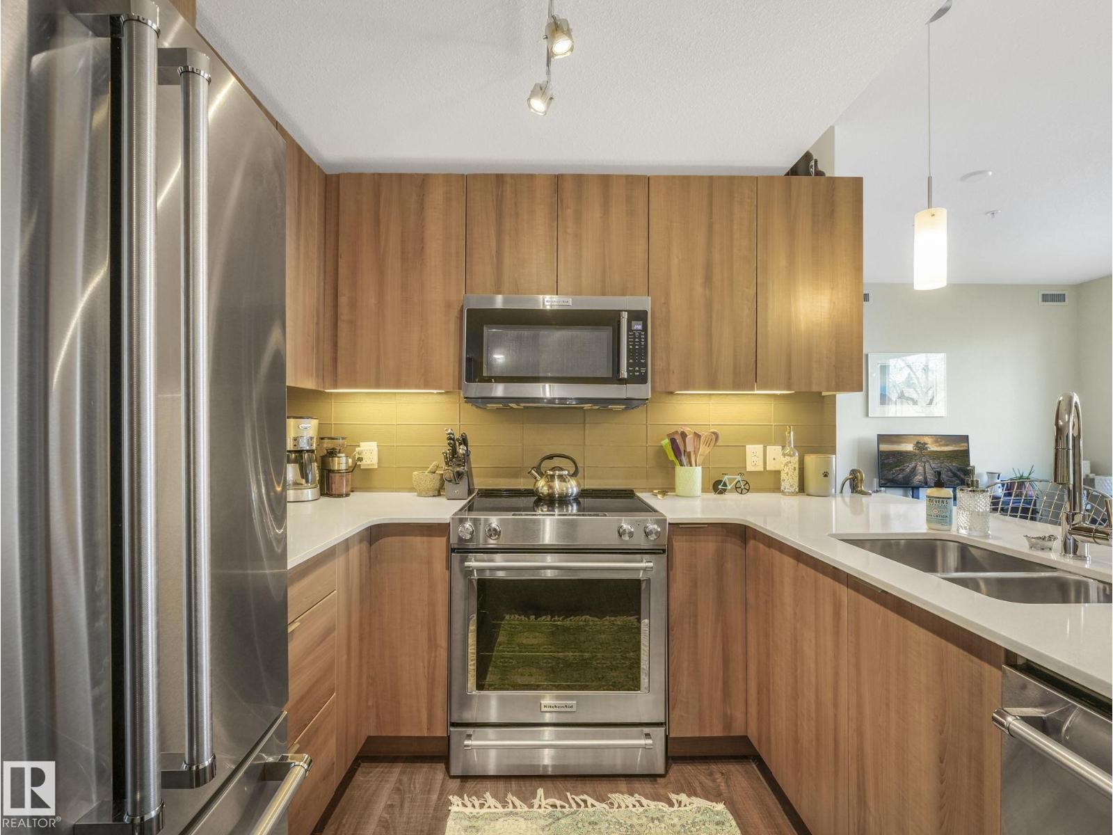 #211 9907 91 AV NW, Edmonton