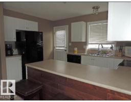 1318 8 Av, Cold Lake, AB T9M1N6 Photo 6