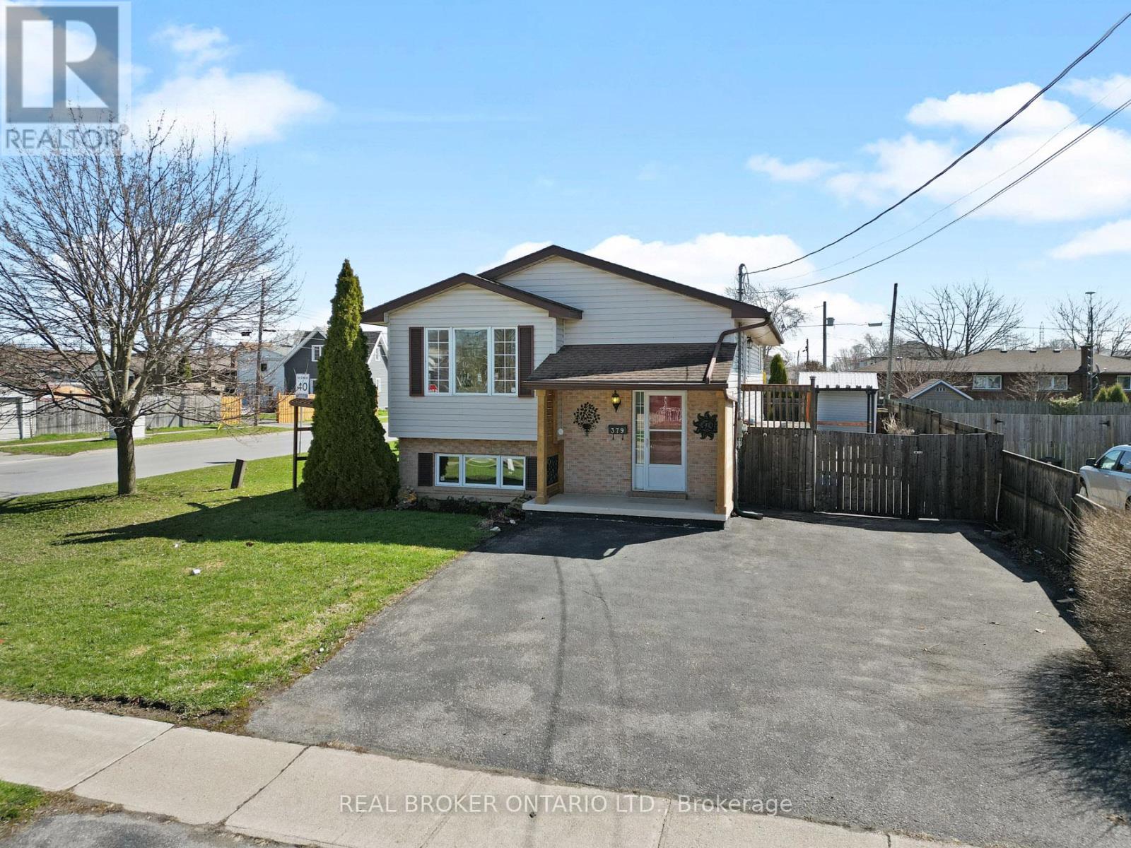 379 SOUTHWORTH STREET S - 1