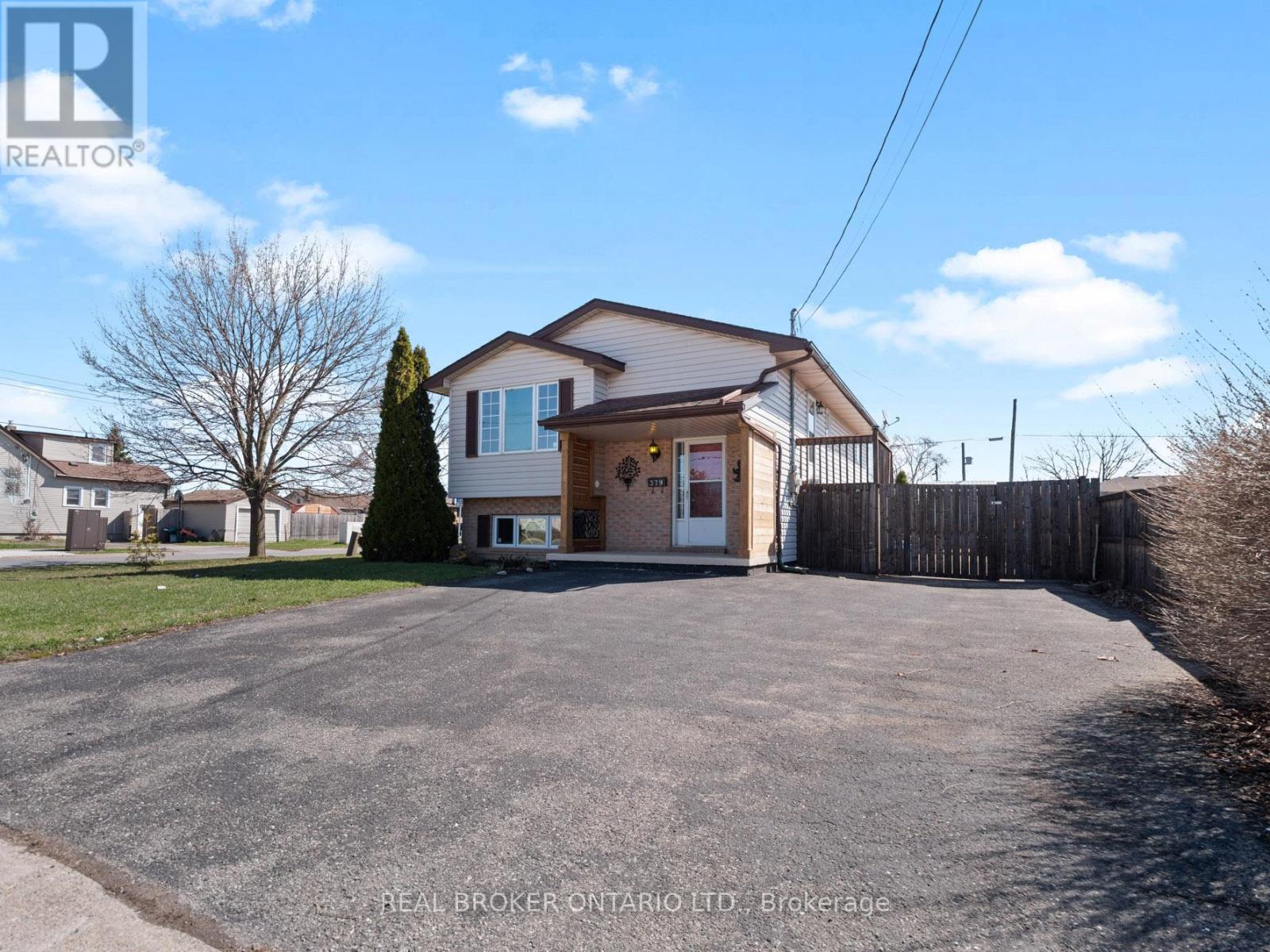 379 SOUTHWORTH STREET S - Image 2