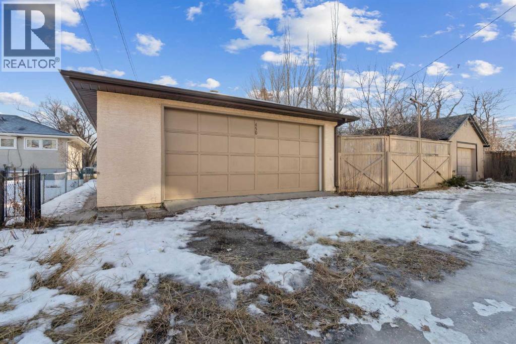 450 34 AVENUE NW - 20