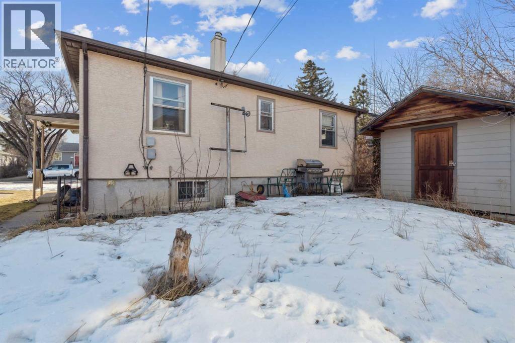 450 34 AVENUE NW - 22