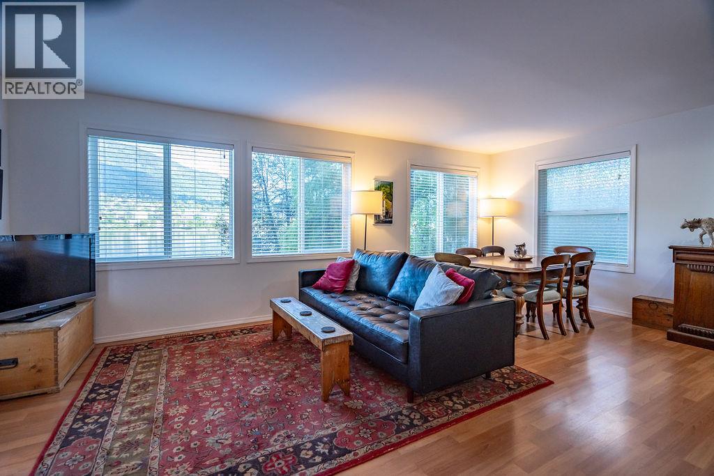 164 JOHNSTONE ROAD - 28