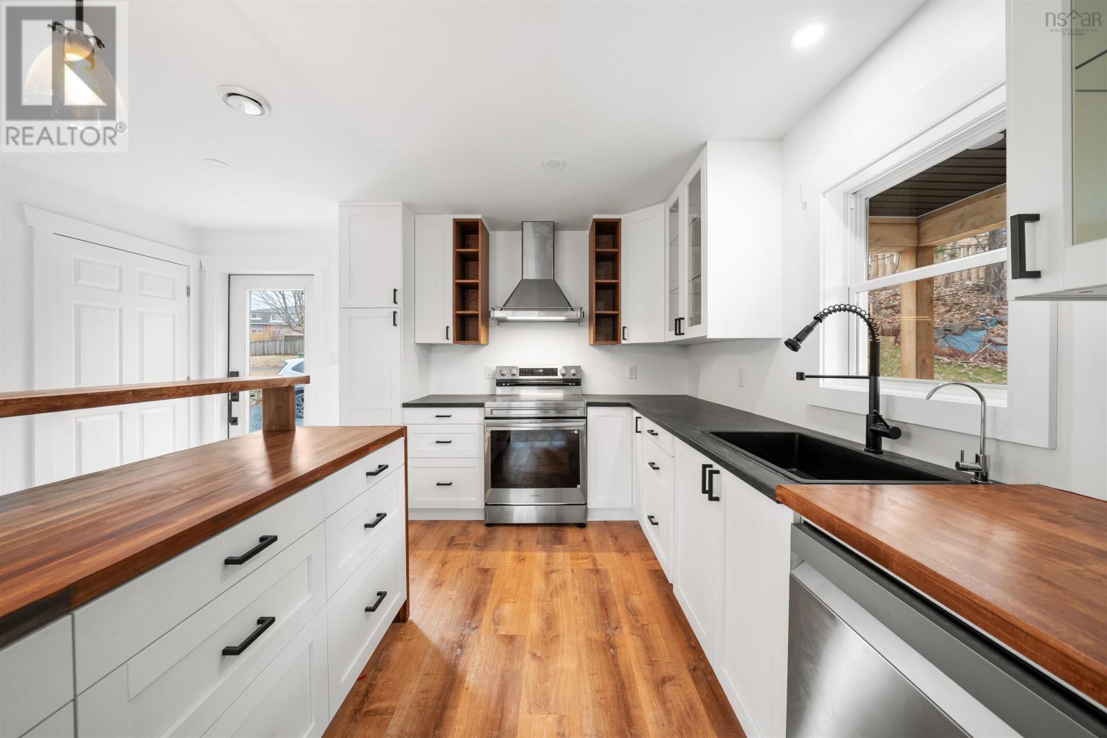 Property 16 of 45 of 30 Cedar Drive