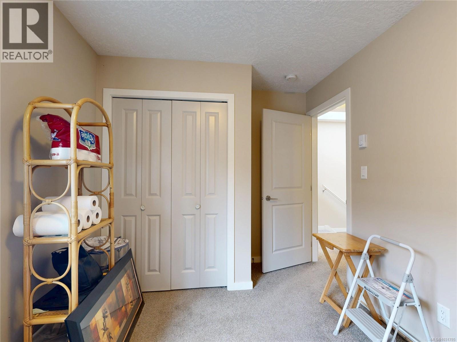 6986 Wright Rd - 19