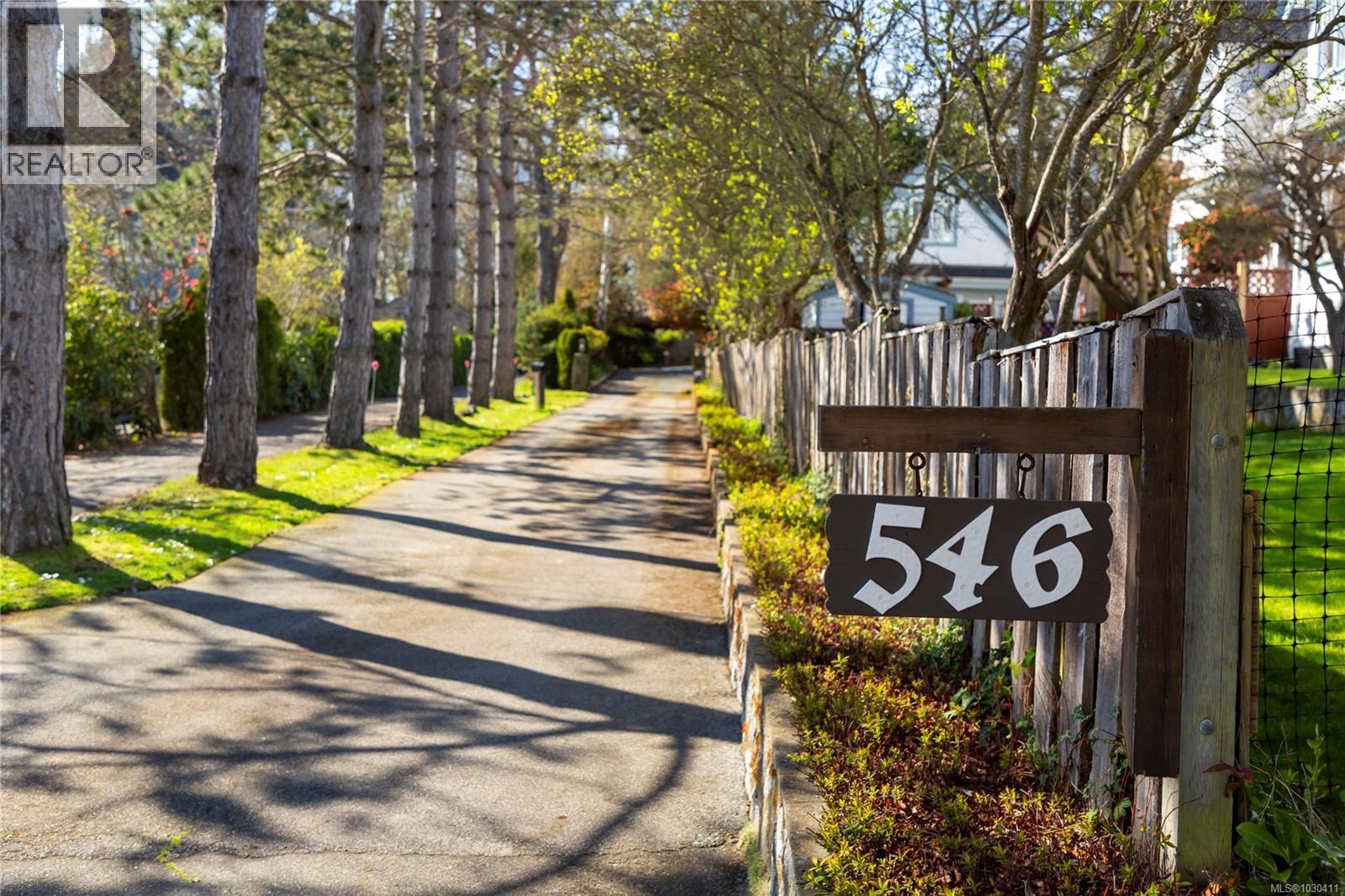  546 St. Charles Street, Victoria