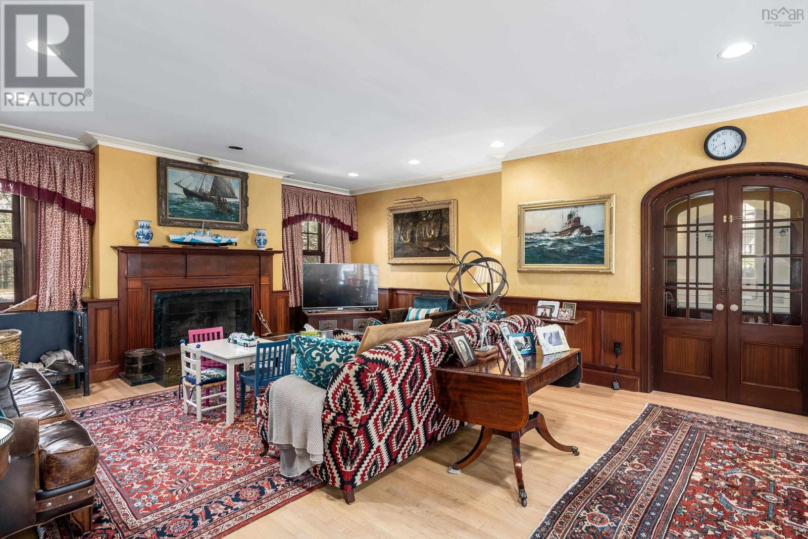 Property 12 of 46 of 1462 Thornvale Avenue, 1445 Birchdale Ave