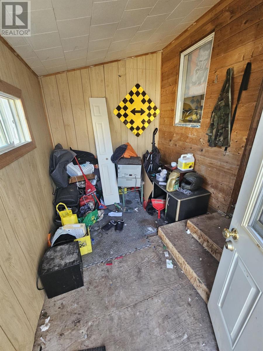 Property 8 of 23 of 92 Rideau Street