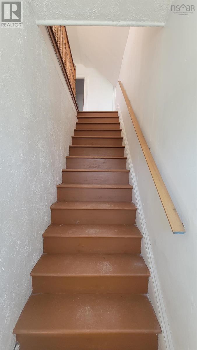 Property 22 of 29 of 2-4 Baker Street