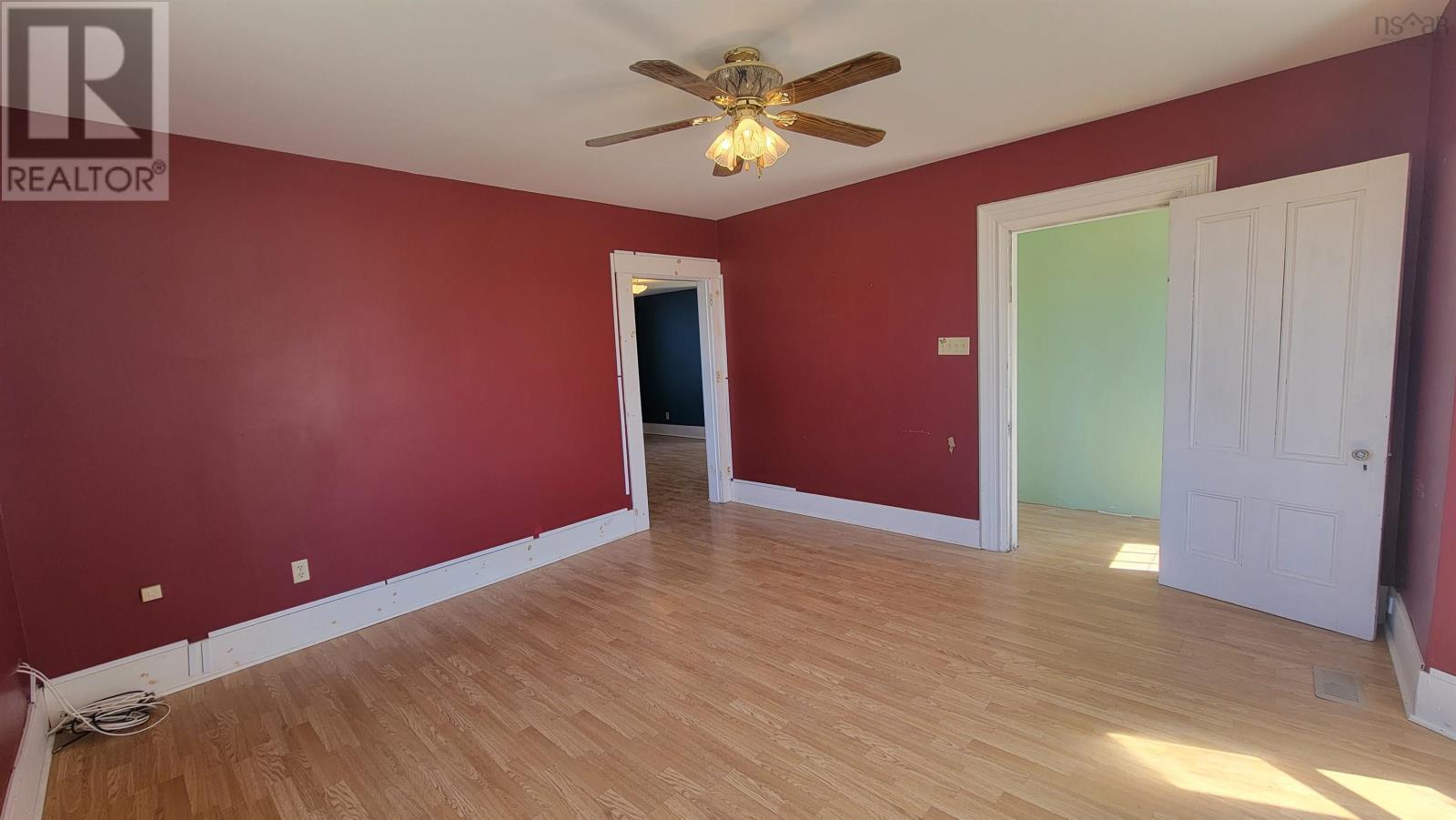 Property 20 of 29 of 2-4 Baker Street