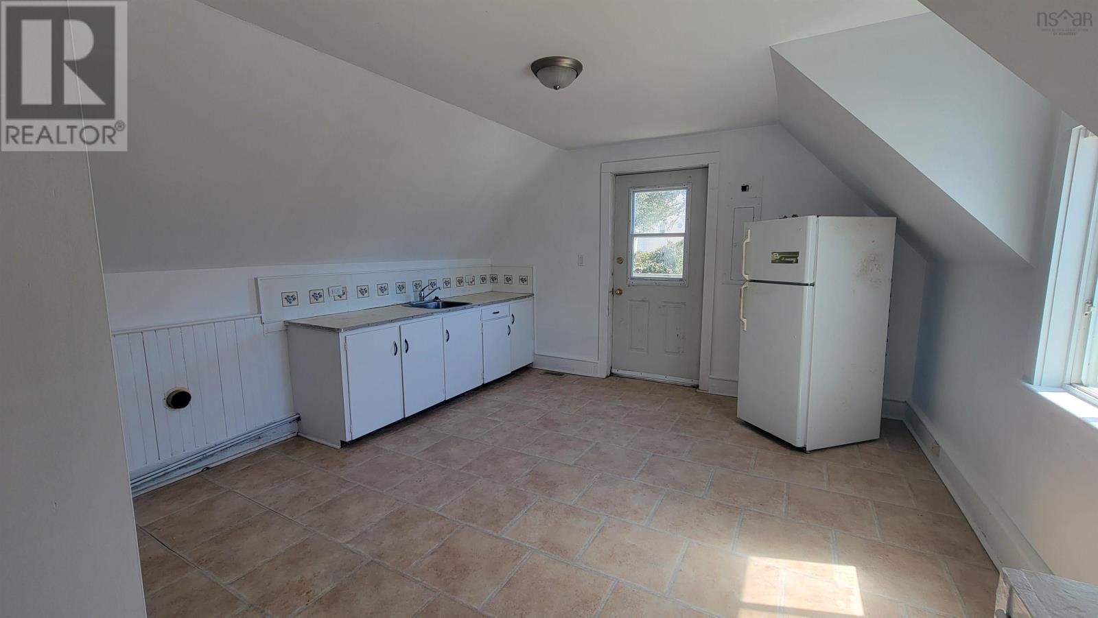 Property 29 of 29 of 2-4 Baker Street