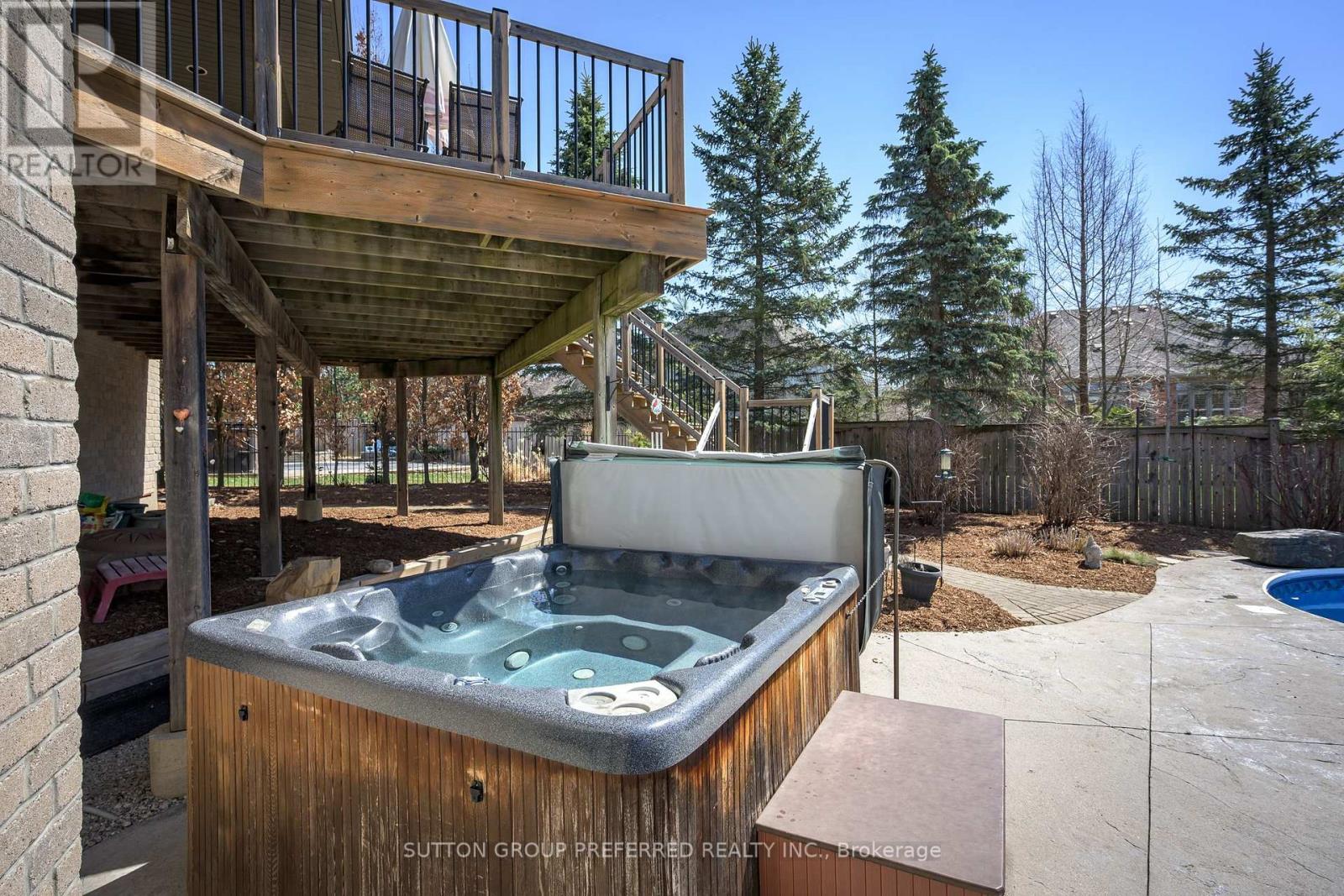 561 PLANE TREE DRIVE Property Photo