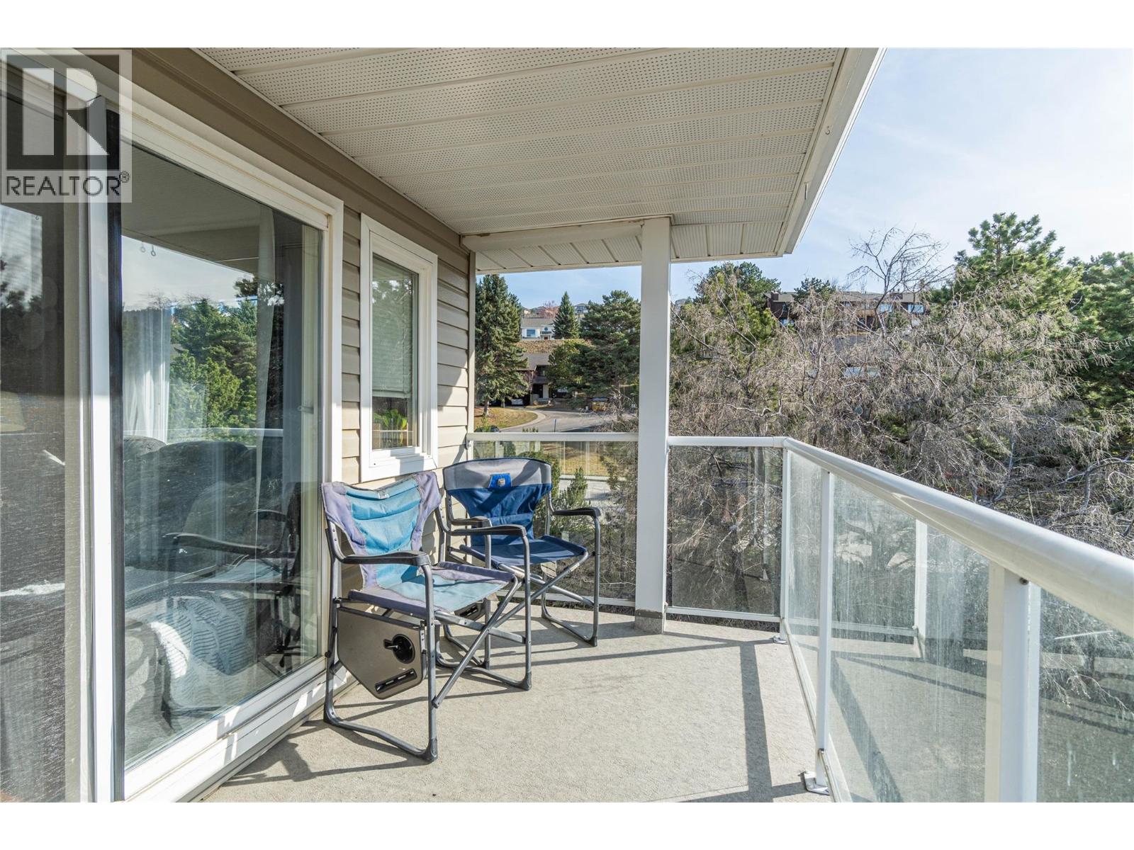 #413 1170 HUGH ALLAN DRIVE - 15