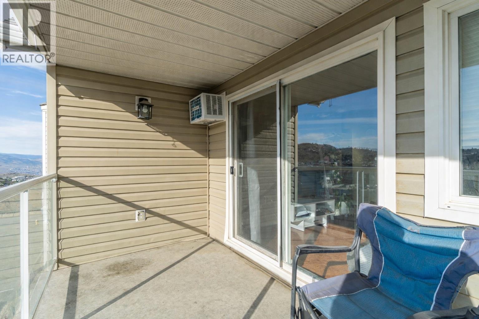 #413 1170 HUGH ALLAN DRIVE - 17